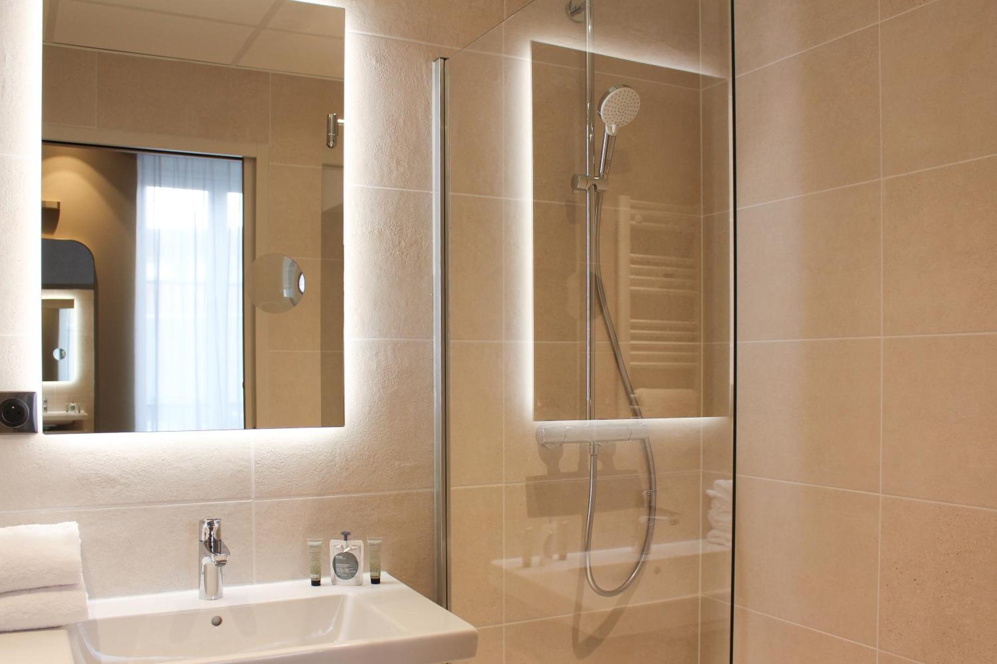 Brit Hotel Limoges Centre Gare 外观 照片